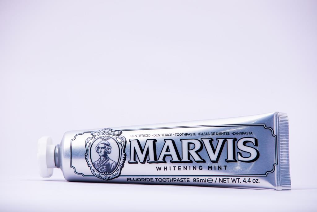9418 Marvis Whitening Mint - Image 1